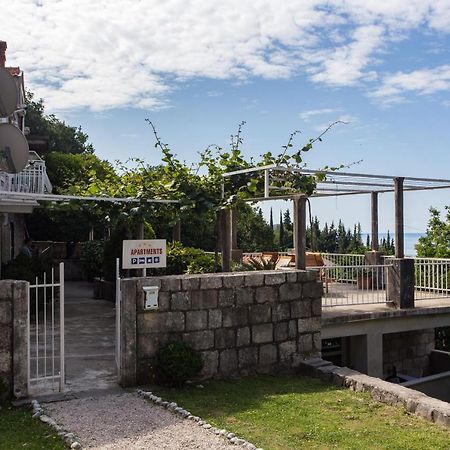 Apartments Anka Тръстено Екстериор снимка