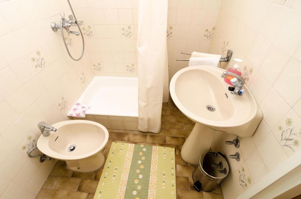 Apartments Anka Тръстено Екстериор снимка